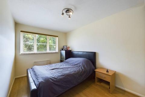 2 bedroom flat for sale, Thompson Way, Rickmansworth