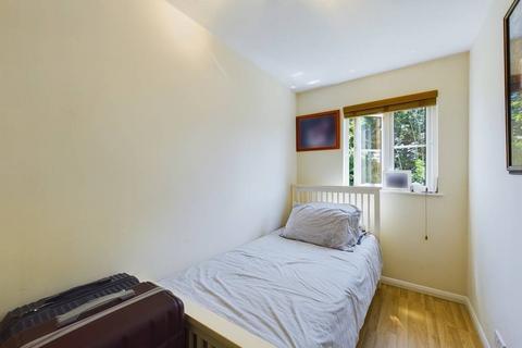 2 bedroom flat for sale, Thompson Way, Rickmansworth