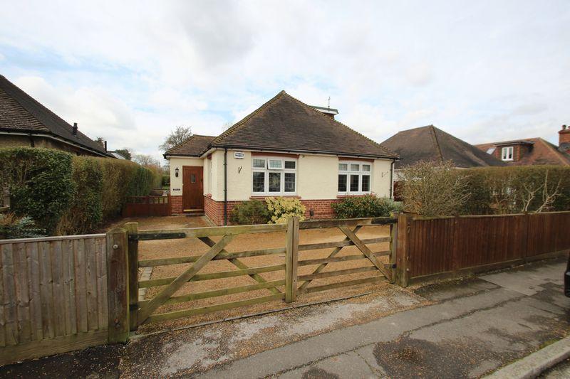 Thorpe Avenue, Tonbridge 4 bed detached bungalow £495,000