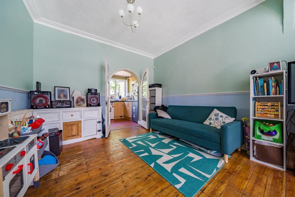 Glenfarg Road, Catford 3 bed terraced house £550,000