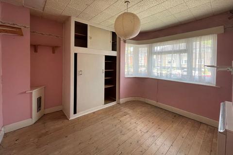 36 Meadowview Road, London, SE6 3NN