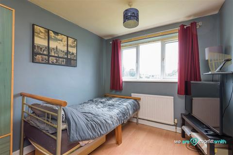 25 Eden Drive, Loxley, Sheffield, S6 6TE