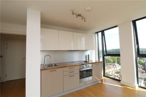 1 bedroom apartment to rent, Masons Avenue, Croydon, CR0
