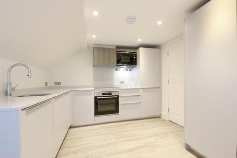 2 bedroom penthouse for sale - Burleighfield House, Loudwater, High Wycombe, HP10