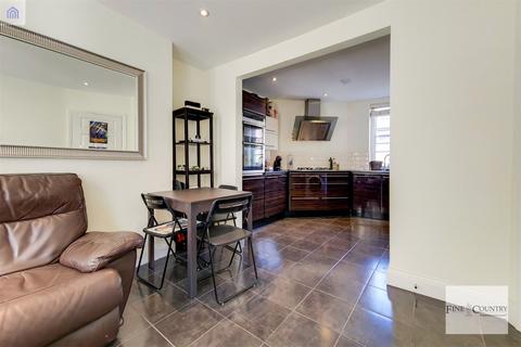 14 Rawstorne Street, London, EC1V 7NH