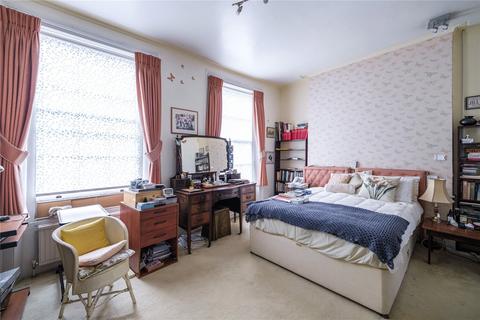 31 Devonia Road, London, N1 8JQ