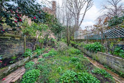 31 Devonia Road, London, N1 8JQ