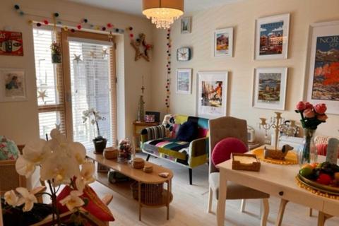 2 bedroom apartment for sale - Harpers Green, Padgate