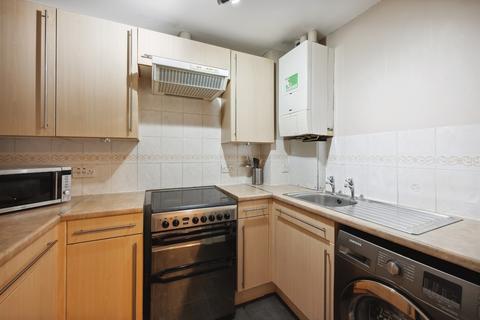 2/3, 905 Dumbarton Road, Glasgow, G11 6NB