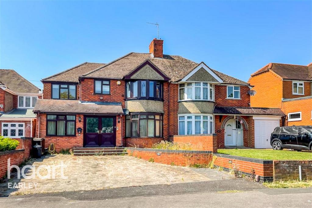 Culver Lane, Earley, RG6 1DX 5 bed semidetached house £2,750 pcm (£