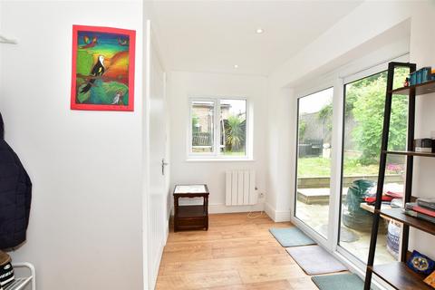 32 Beams Way, Billericay, CM11 2NN