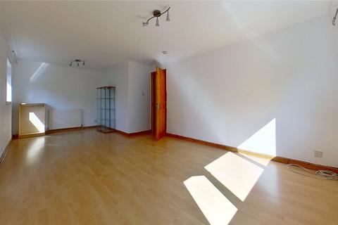 2 bedroom flat to rent, Pine Crescent, East Kilbride, Glasgow, G75