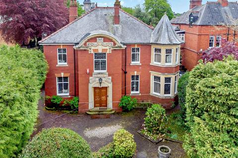 Englemere Howells Crescent, Cardiff, CF5 2AJ
