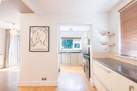 66 Hilton Road, Nottingham, NG3 6AP