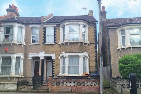 8 Fairholme Road, Croydon, CR0 3PD