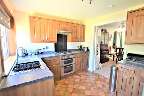 4 Baberton Way, Kilwinning, KA13 6QL