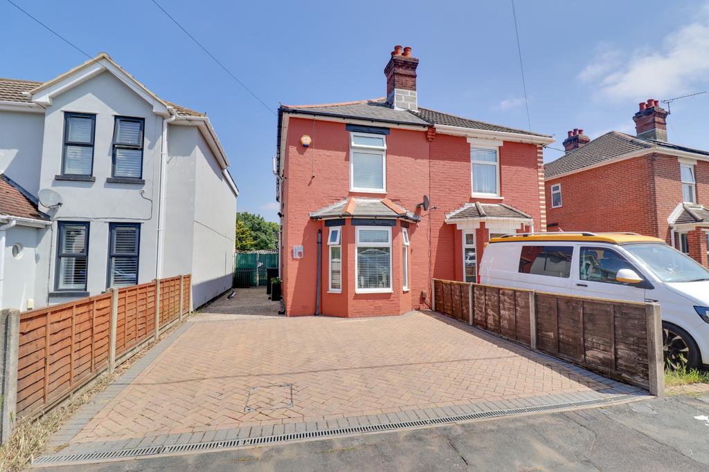 Newtown Road, Southampton 3 bed semidetached house for sale £360,000