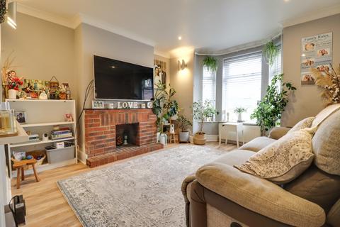 3 bedroom semi-detached house for sale, Newtown Road, Southampton