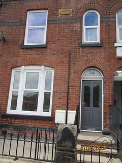 1 bedroom ground floor flat to rent, Hodge Road, Worsley M28
