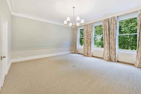 1 bedroom flat to rent, Conway House, 5-6 Ormonde Gate, Chelsea, London