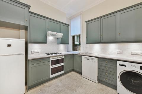 1 bedroom flat to rent, Conway House, 5-6 Ormonde Gate, Chelsea, London