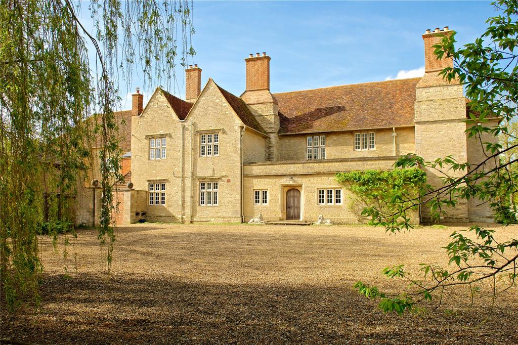 Bletsoe  Castle