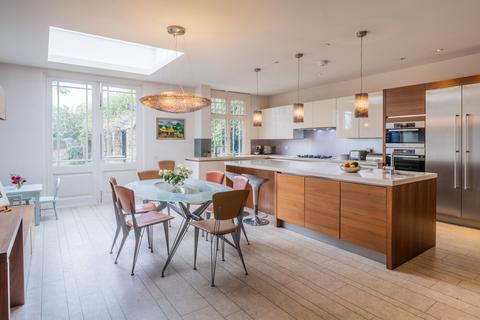 6 bedroom detached house for sale - Marlborough Place, London, NW8
