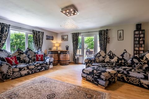7 bedroom detached house for sale, Dalnahoyn, Tomatin, Inverness, IV13