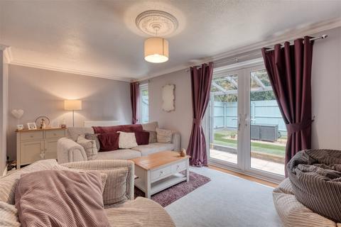 39 Arley Close, Church Hill, Redditch, B98 9JF