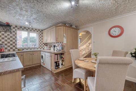 39 Arley Close, Church Hill, Redditch, B98 9JF