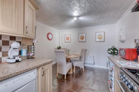 39 Arley Close, Church Hill, Redditch, B98 9JF