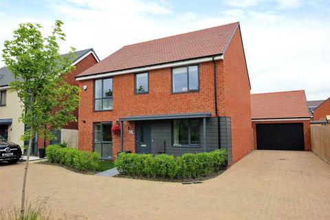 4 bedroom detached house for sale, Ella Gardens, Wootton, Bedford, Bedfordshire, MK43