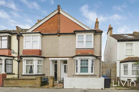 65 Addiscombe Court Road, Croydon, CR0 6TT