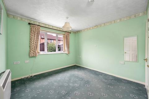 2 bedroom bungalow for sale - Nightingale Court, Gunthorpe, Peterborough, PE4