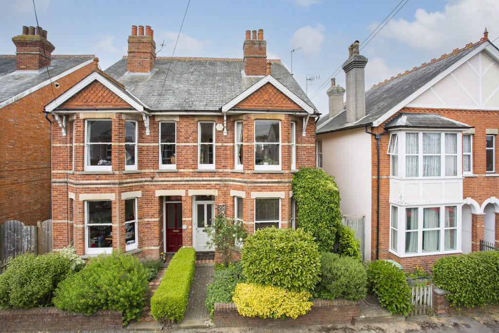 Prospect Road, Southborough 4 bed semidetached house for sale £750,000