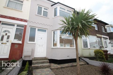 3 bedroom terraced house to rent, Mitchell Avenue, Chatham