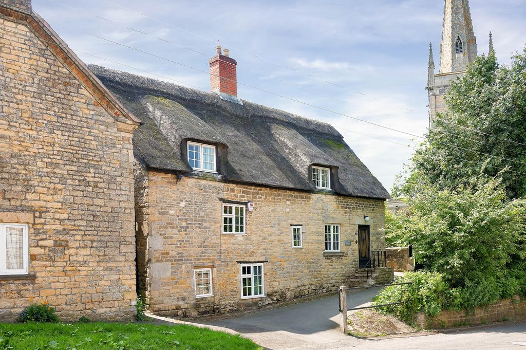 High Street, Waltham On The Wolds, Melton Mowbray, LE14 3 bed character