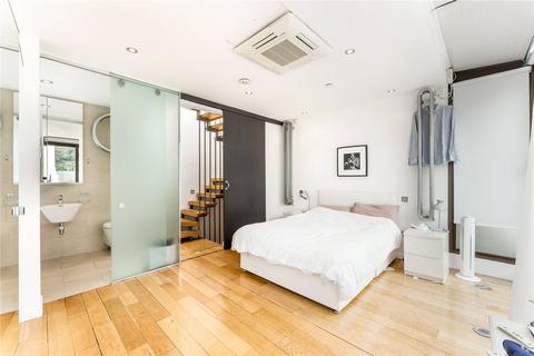 3 bedroom house to rent, Northington Street, London