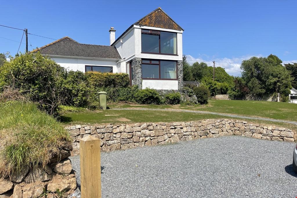 Gillan Cove, Nr. Manaccan, Helston 5 bed detached house for sale £875,000