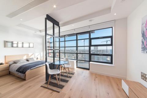 Studio to rent, Defoe House, London City Island, London, E14