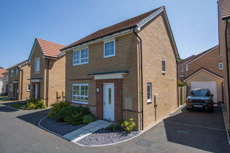 Clos Glascoed, Dinas Powys 3 bed detached house £365,000