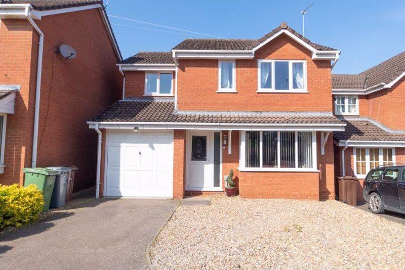 Alder Way, Taverham, Norwich 4 bed detached house for sale £350,000