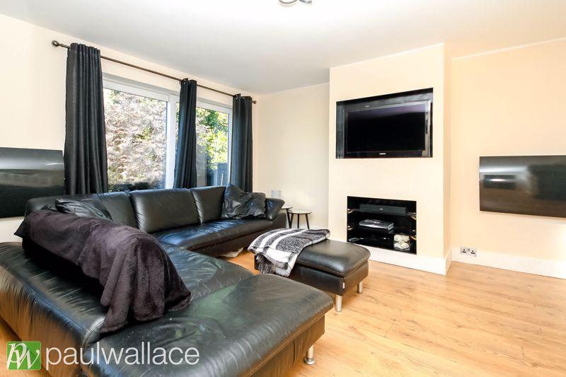 Tovey Close, Nazeing 3 bed end of terrace house for sale £375,000
