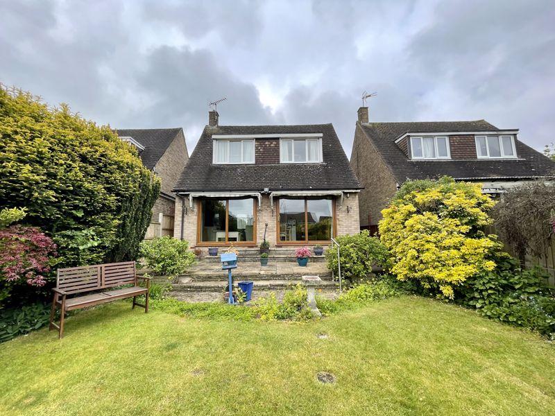Eldon Road, Luton 2 bed chalet for sale £350,000