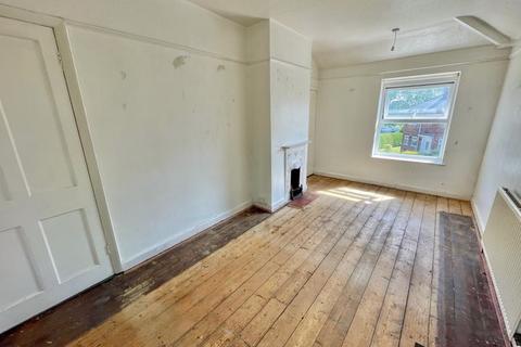 3 bedroom semi-detached house for sale - Bron Y Dre, Wrexham