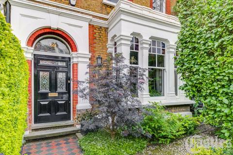 59 Weston Park, London, N8 9SY