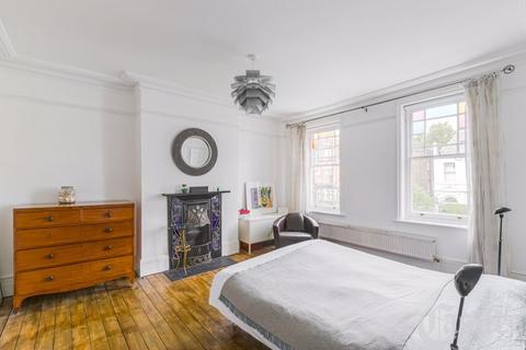 59 Weston Park, London, N8 9SY
