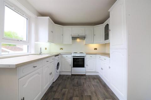 2 bedroom flat to rent, Allander Road, Milngavie, East Dunbartonshire, G62