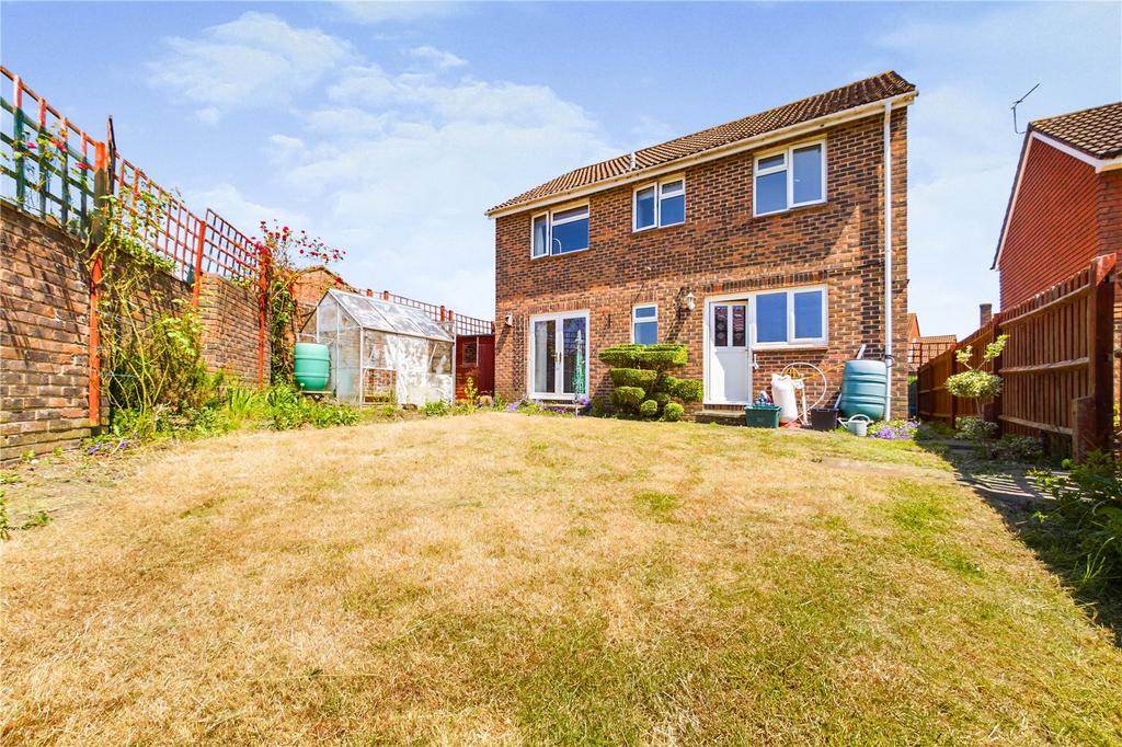 Torcross Grove, Calcot, Reading, Berkshire, RG31 4 bed detached house for sale £525,000