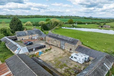 Land for sale - Blisworth, Northampton